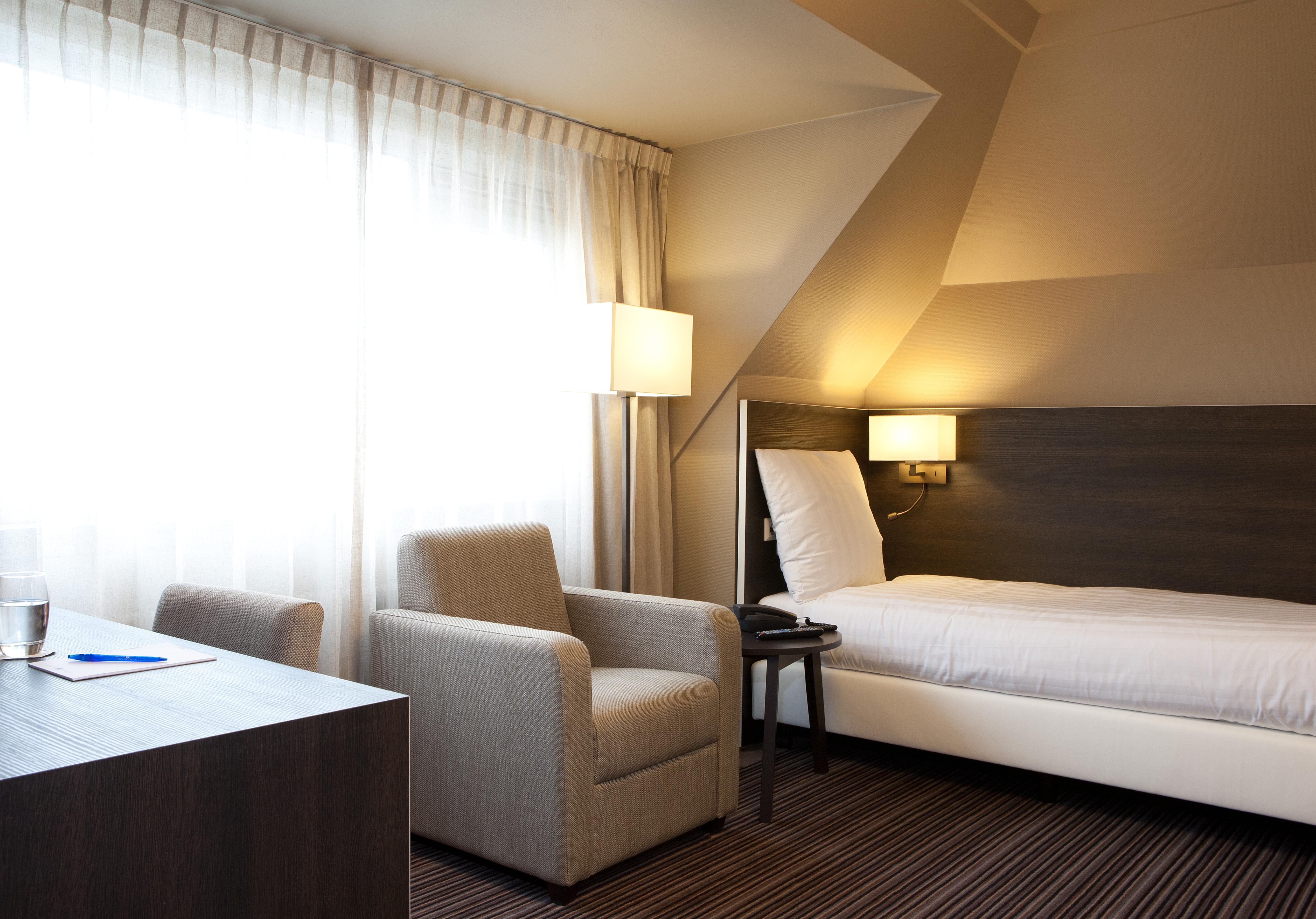Fletcher Hotel-Restaurant Het Witte Huis Soest Esterno foto