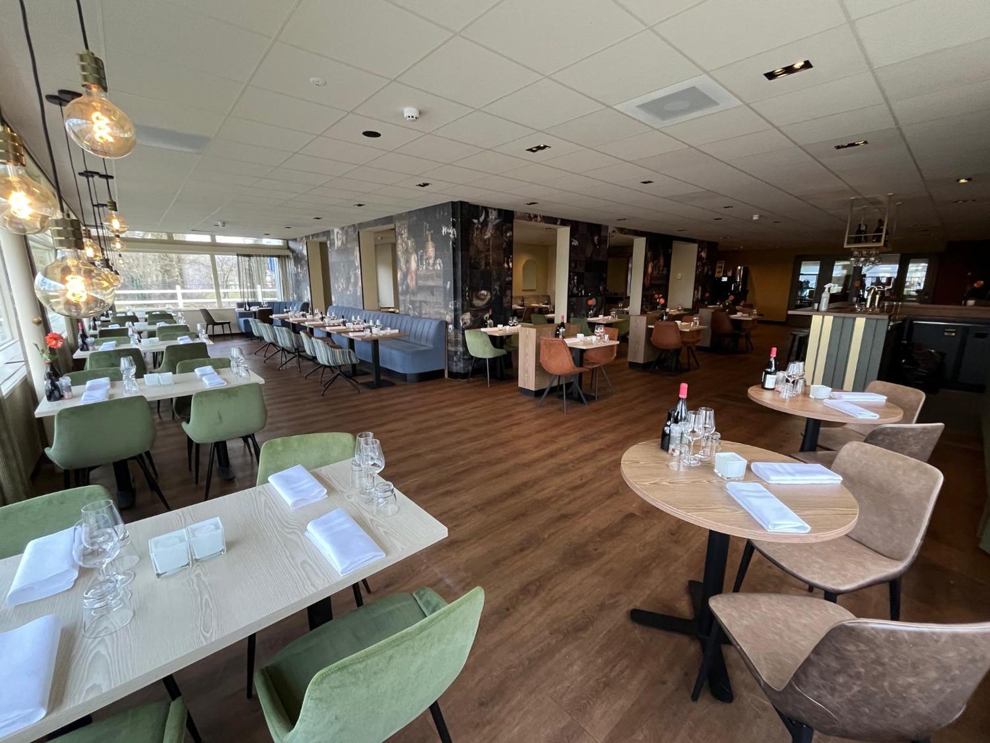 Fletcher Hotel-Restaurant Het Witte Huis Soest Esterno foto