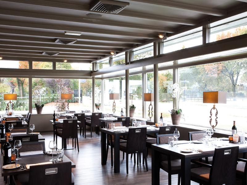 Fletcher Hotel-Restaurant Het Witte Huis Soest Esterno foto