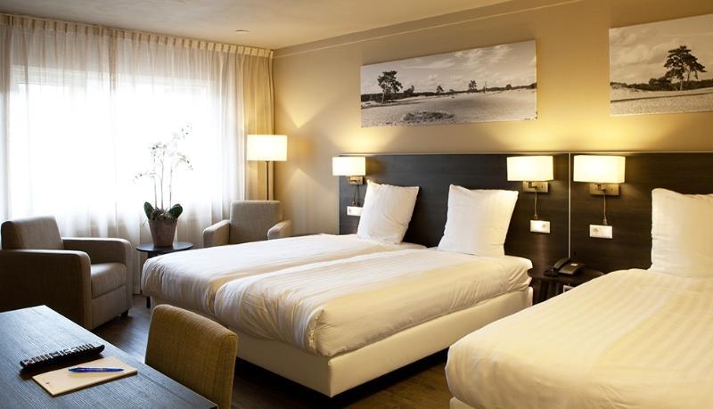 Fletcher Hotel-Restaurant Het Witte Huis Soest Esterno foto