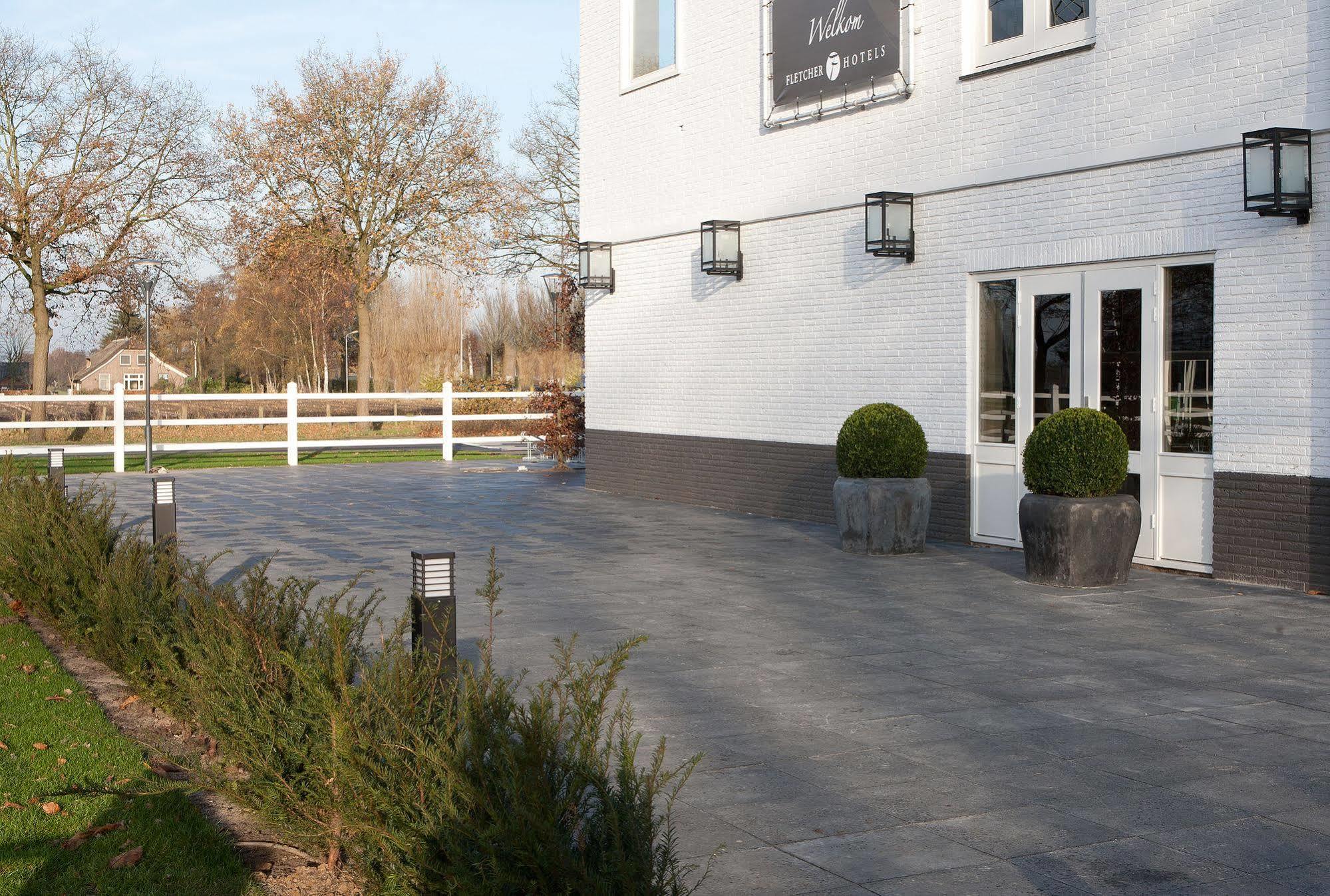 Fletcher Hotel-Restaurant Het Witte Huis Soest Esterno foto